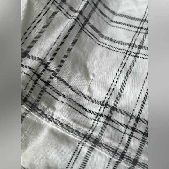 George Men's Black and White Plaid Cargo Shorts - Picture 7 of 7